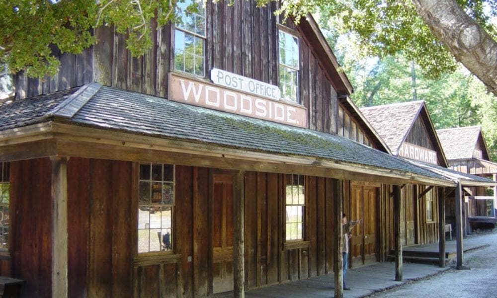 woodside-store-exterior