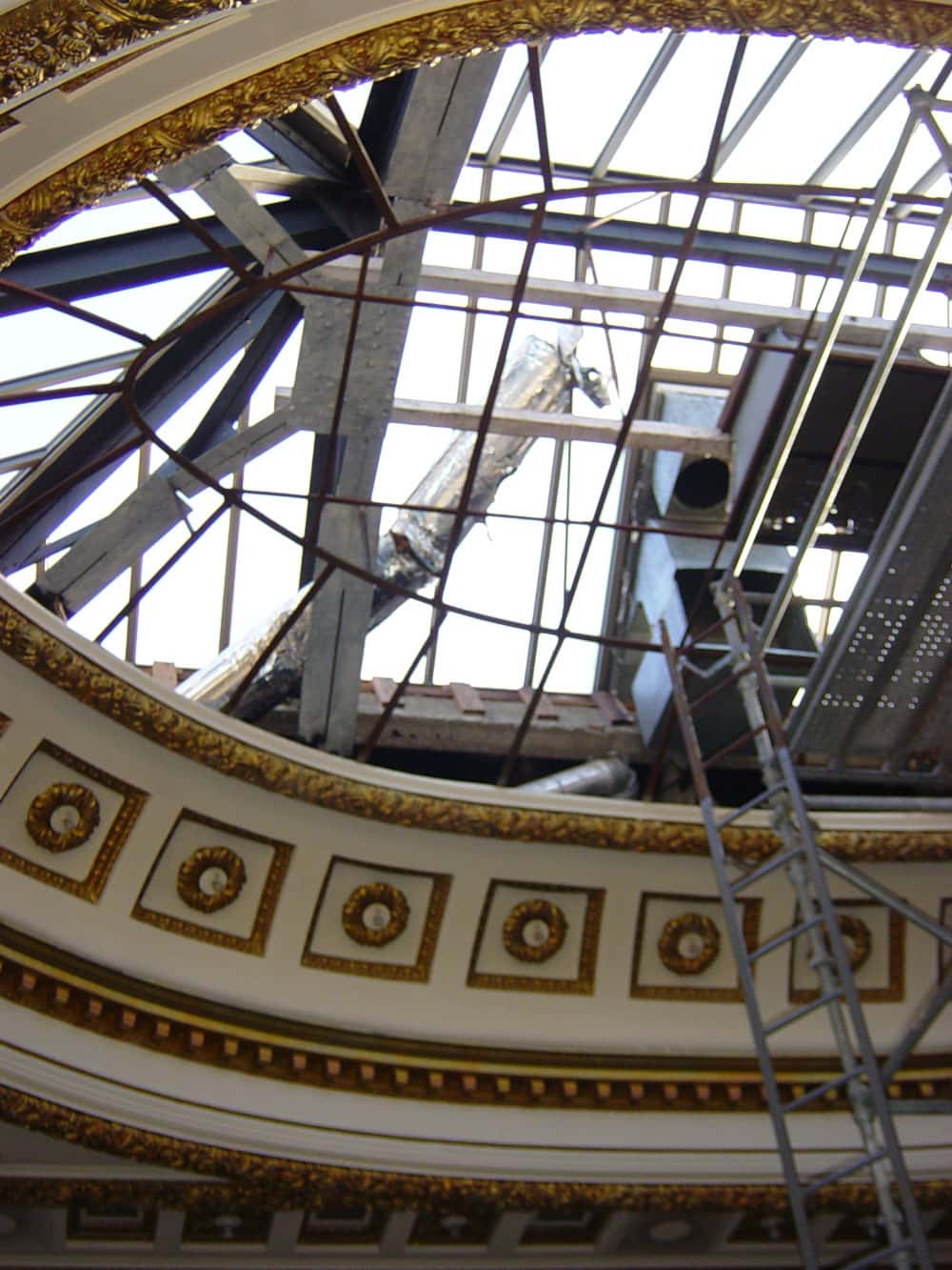The dome of the San Mateo County Courtroom A with stained glass removed