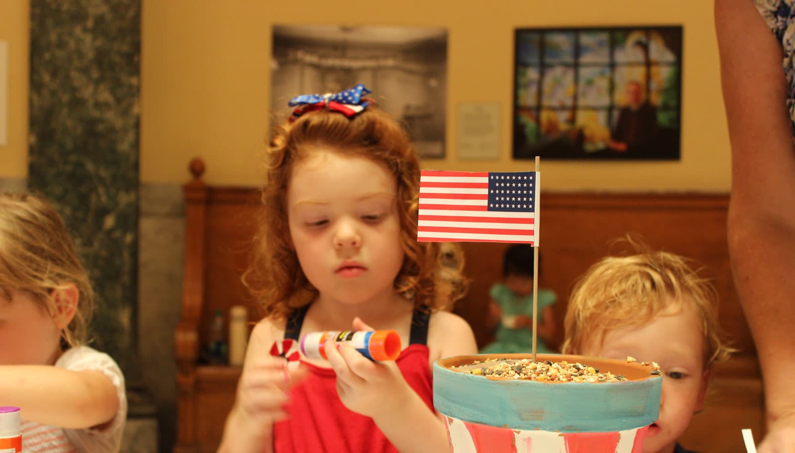 Kids making crafts at the San Mateo County History Museum Old Fashioned Fourth event